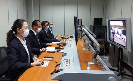 2市人防辦工作人員進(jìn)行警報鳴響保障 許金普